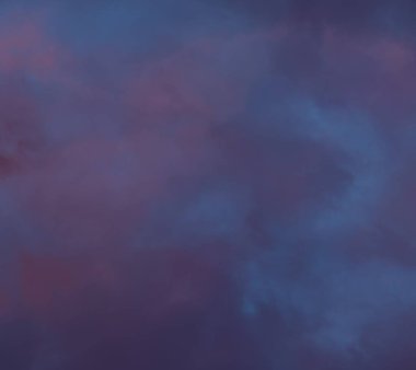 soyut grunge bulutlar, kopya alanı ile renkli arka plan