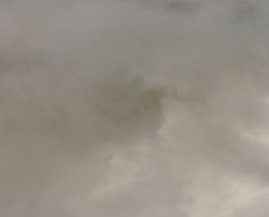 soyut grunge bulutlar, kopya alanı ile renkli arka plan