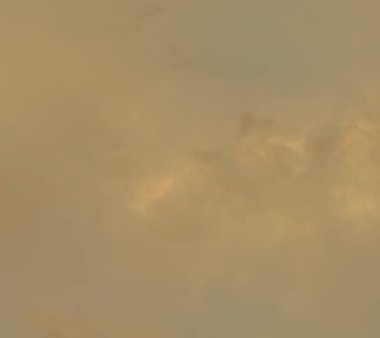 soyut grunge bulutlar, kopya alanı ile renkli arka plan