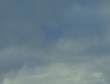 soyut grunge bulutlar, kopya alanı ile renkli arka plan