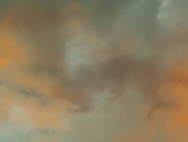 soyut grunge bulutlar, kopya alanı ile renkli arka plan