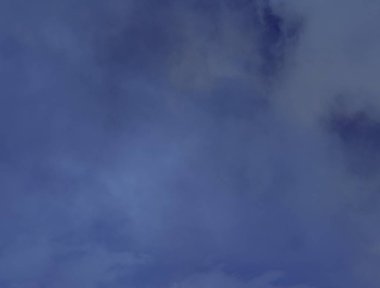 soyut grunge bulutlar, kopya alanı ile renkli arka plan