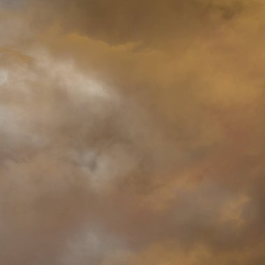 soyut grunge bulutlar, kopya alanı ile renkli arka plan