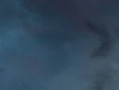 soyut grunge bulutlar, kopya alanı ile renkli arka plan