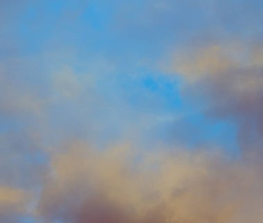 soyut grunge bulutlar, kopya alanı ile renkli arka plan