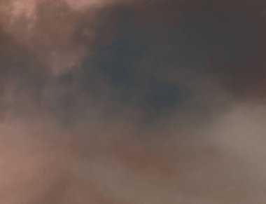 soyut grunge bulutlar, kopya alanı ile renkli arka plan