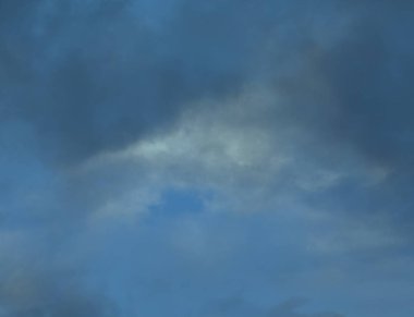 soyut grunge bulutlar, kopya alanı ile renkli arka plan