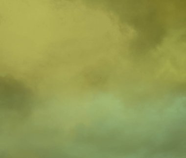 soyut grunge bulutlar, kopya alanı ile renkli arka plan