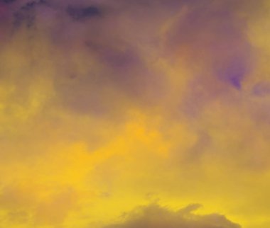 soyut grunge bulutlar, kopya alanı ile renkli arka plan