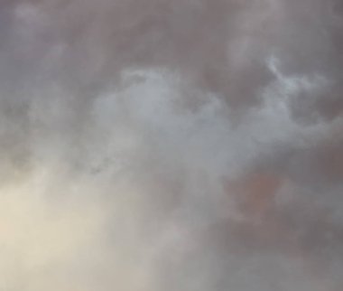 soyut grunge bulutlar, kopya alanı ile renkli arka plan