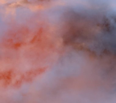 soyut grunge bulutlar, kopya alanı ile renkli arka plan