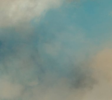 soyut grunge bulutlar, kopya alanı ile renkli arka plan