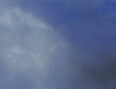 soyut grunge bulutlar, kopya alanı ile renkli arka plan