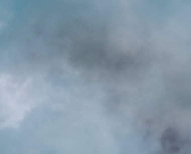 soyut grunge bulutlar, kopya alanı ile renkli arka plan