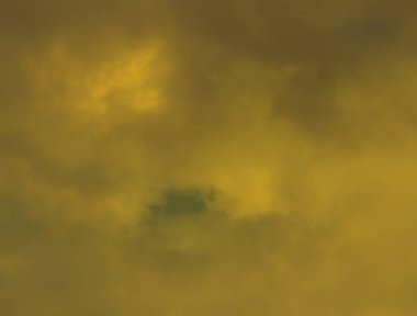 soyut grunge bulutlar, kopya alanı ile renkli arka plan