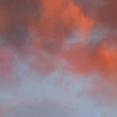 soyut grunge bulutlar, kopya alanı ile renkli arka plan