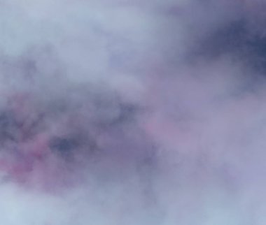 soyut grunge bulutlar, kopya alanı ile renkli arka plan