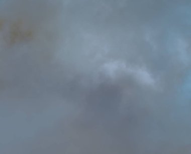 soyut grunge bulutlar, kopya alanı ile renkli arka plan