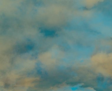 soyut grunge bulutlar, kopya alanı ile renkli arka plan