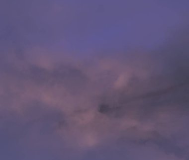 soyut grunge bulutlar, kopya alanı ile renkli arka plan