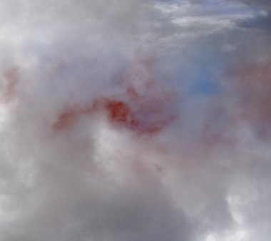 soyut grunge bulutlar, kopya alanı ile renkli arka plan