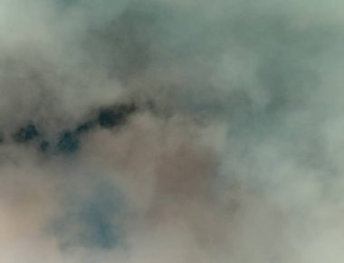 soyut grunge bulutlar, kopya alanı ile renkli arka plan