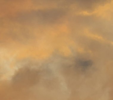 soyut grunge bulutlar, kopya alanı ile renkli arka plan