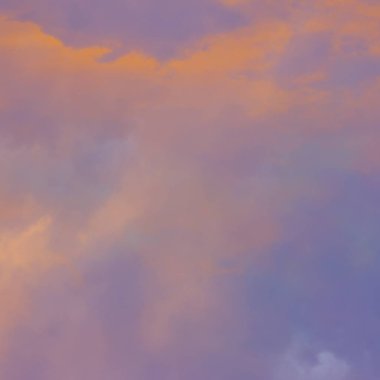 soyut grunge bulutlar, kopya alanı ile renkli arka plan