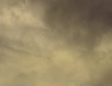 Güzel gün batımı arka plan bulutlar ile