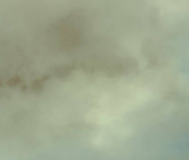 soyut grunge bulutlar, kopya alanı ile renkli arka plan