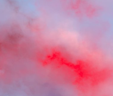 Pürüzsüz pastel renkler ıslak etkisi el çizilmiş tuval. Açık gökyüzü mavi, pembe ve mor tonları aquarelle arka plan. Tasarım için suluboya kağıt dokulu illüstrasyon, vintage kart retro şablonları. 