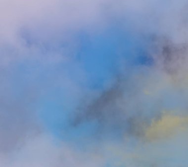 Vintage gökyüzü ve bulutlar arka plan.