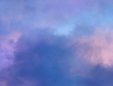 soyut grunge bulutlar, kopya alanı ile renkli arka plan