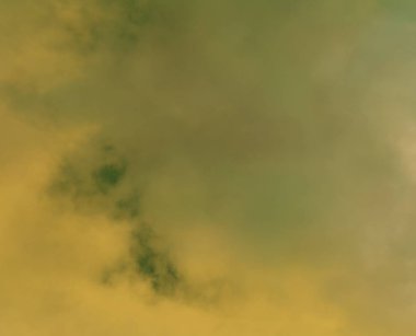 Bir siyah arka plan tasarımı renkli soyut toz patlaması