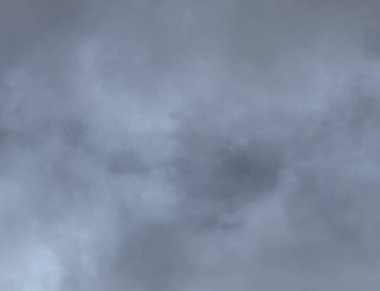 Bulutlu gökyüzünün doğal bulanık görüntüsü