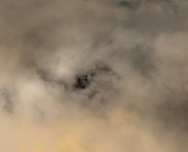 Bulutlu eski kağıt arkaplan