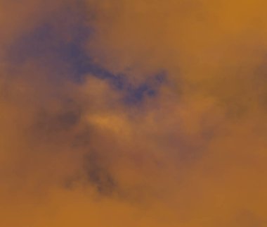 Ateşli gökyüzü. Güzel gökyüzü