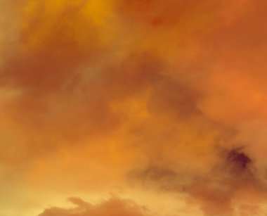 soyut grunge bulutlar, kopya alanı ile renkli arka plan