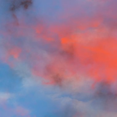 soyut grunge bulutlar, kopya alanı ile renkli arka plan