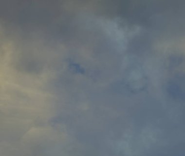 soyut grunge bulutlar, kopya alanı ile renkli arka plan