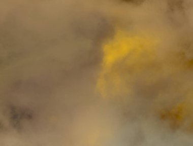 soyut grunge bulutlar, kopya alanı ile renkli arka plan