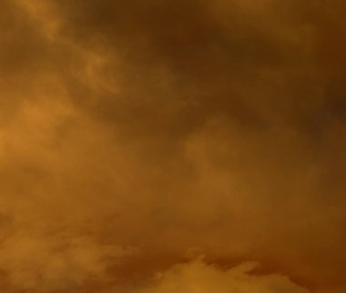 soyut grunge bulutlar, kopya alanı ile renkli arka plan