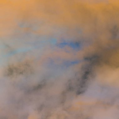 soyut grunge bulutlar, kopya alanı ile renkli arka plan