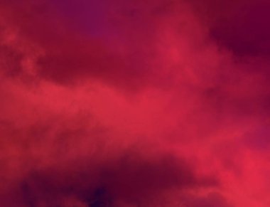 Kırmızı günbatımı bulutlu gökyüzü