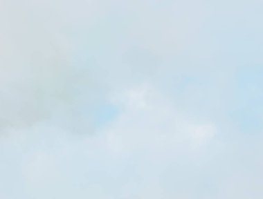 gökyüzü bulutlu rüzgarla hareket.