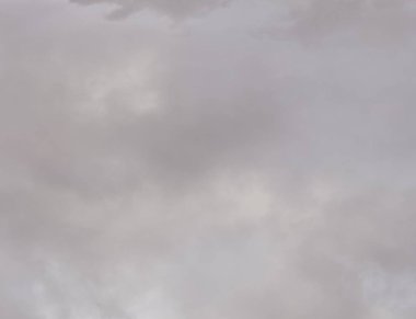 Yağmurlu (veya yağmur) bulut, gri renk arka plan. Fırtınadan önce