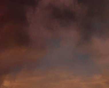 soyut grunge bulutlar, kopya alanı ile renkli arka plan