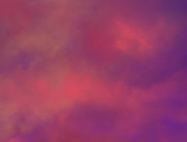 Kamera çerçevesi dolduran gökyüzünde renkli bulutlar 