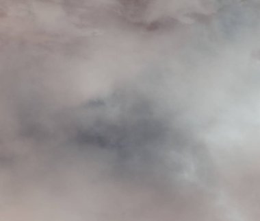 soyut grunge bulutlar, kopya alanı ile renkli arka plan