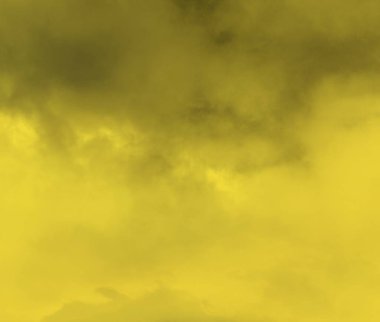 Siyah sahne stüdyosu vitrin oda arka plan üzerinde sarı sis ve sis etkisi.